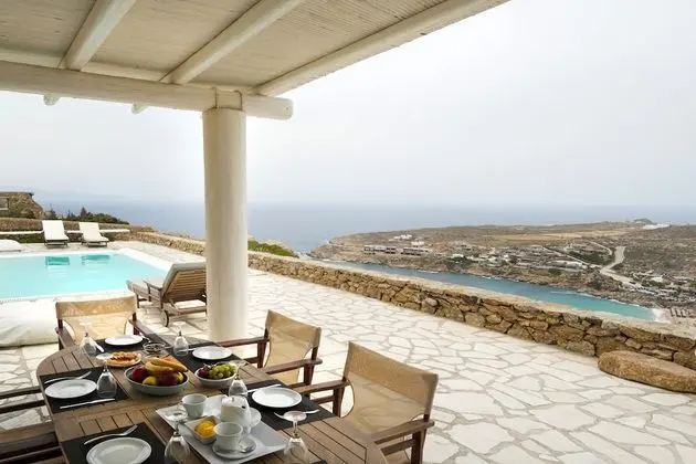 Deluxe Villa