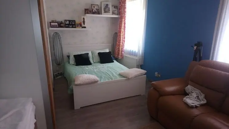 Ev, 5 Yatak Odası, Sıcak Su Havuzu