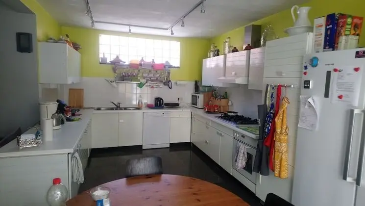 Ev, 5 Yatak Odası, Sıcak Su Havuzu