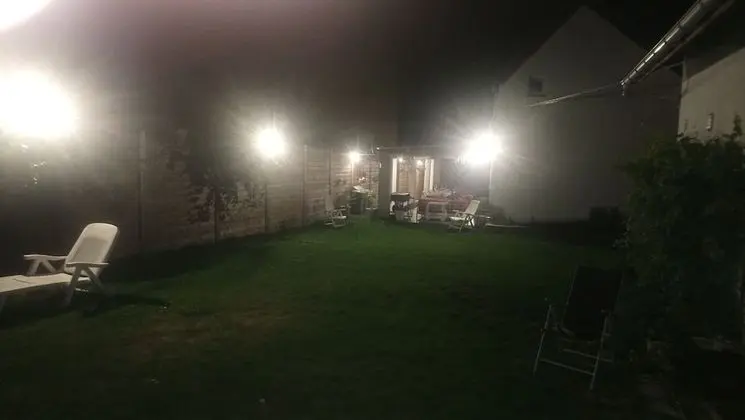 Ev, 5 Yatak Odası, Sıcak Su Havuzu