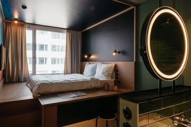 Comfort Tek Büyük Yataklı Oda