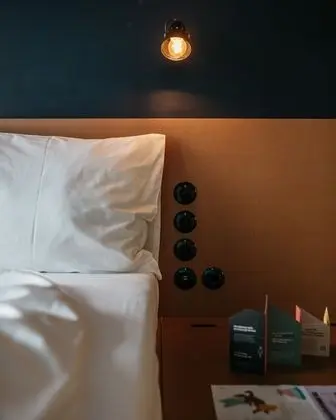 Comfort Tek Büyük Yataklı Oda