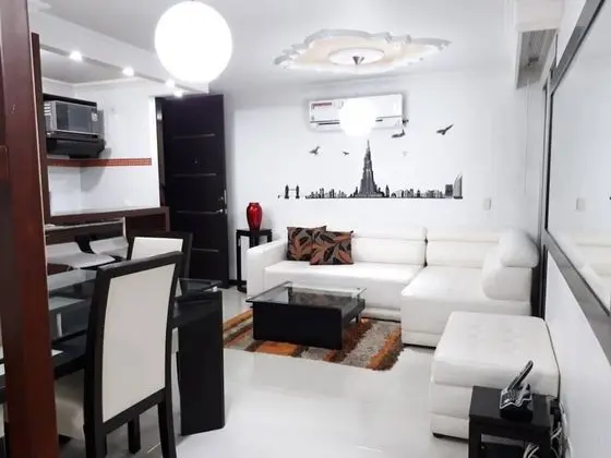 Daire, 2 Yatak Odası, Balkon