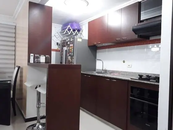 Daire, 2 Yatak Odası, Balkon