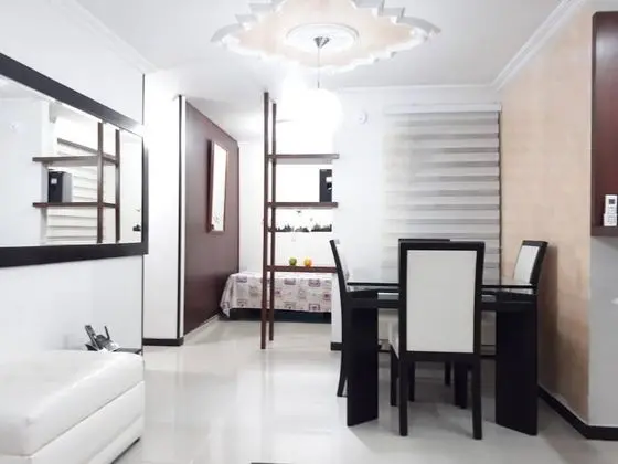 Daire, 2 Yatak Odası, Balkon