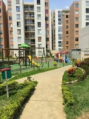 Daire, 2 Yatak Odası, Balkon