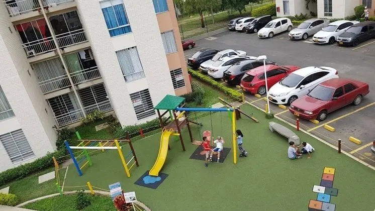 Daire, 2 Yatak Odası, Balkon