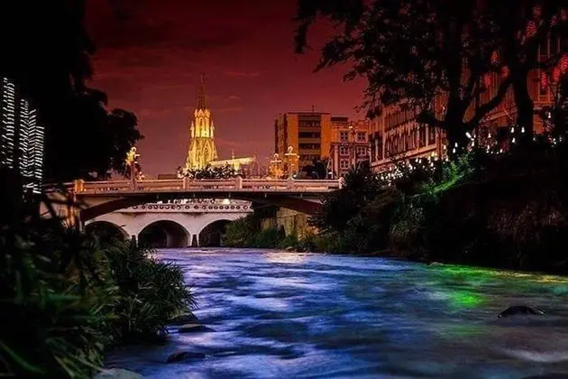 Daire, 2 Yatak Odası, Balkon