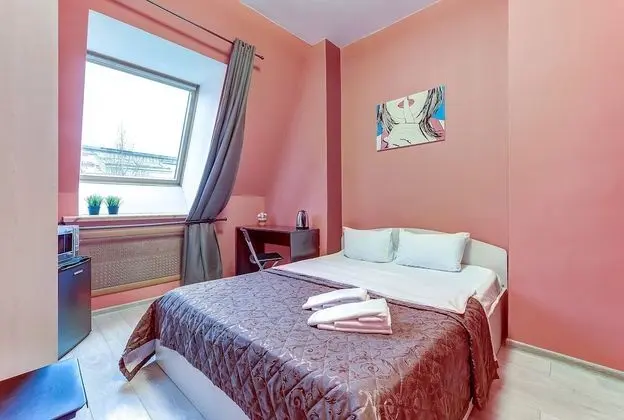 Comfort Tek Büyük Yataklı Oda