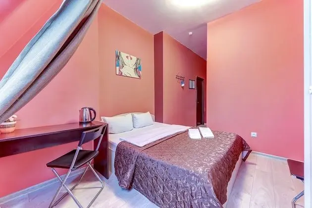 Comfort Tek Büyük Yataklı Oda