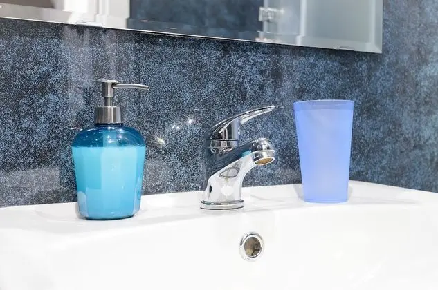 Comfort Tek Büyük veya İki Ayrı Yataklı Oda
