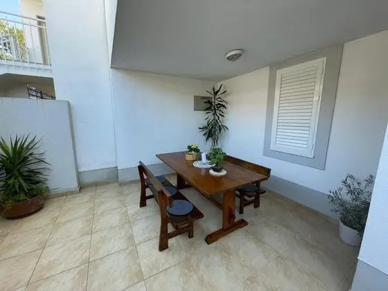 Luxury Apart Daire, 2 Yatak Odası, Plaj Manzaralı, Denize Sıfır