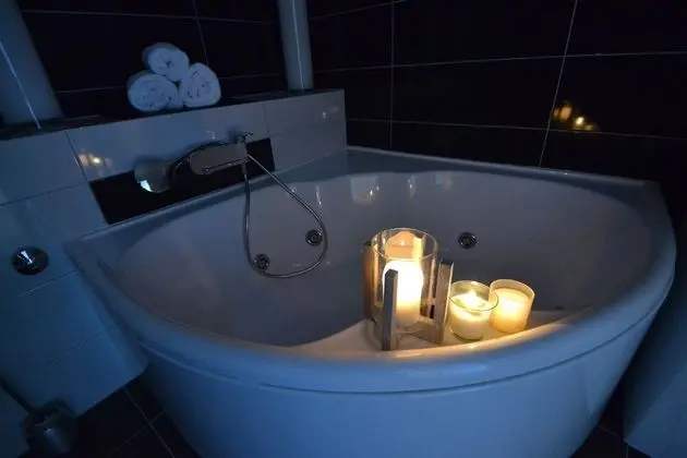 Luxury Apart Daire, 2 Yatak Odası, Plaj Manzaralı, Denize Sıfır
