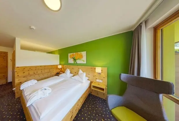 Standard Tek Büyük Yataklı Oda, Balkon, Dağ Manzaralı