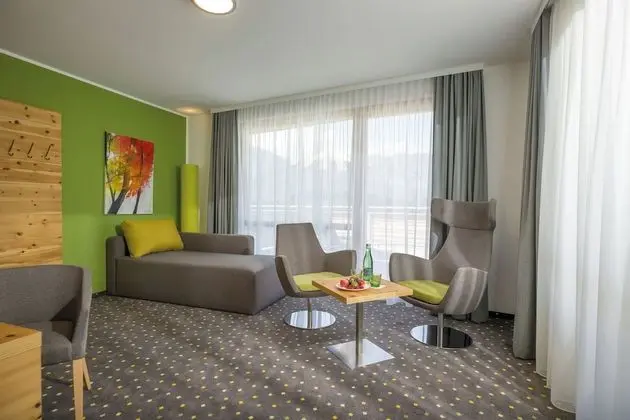 Süit, Balkon, Dağ Manzaralı