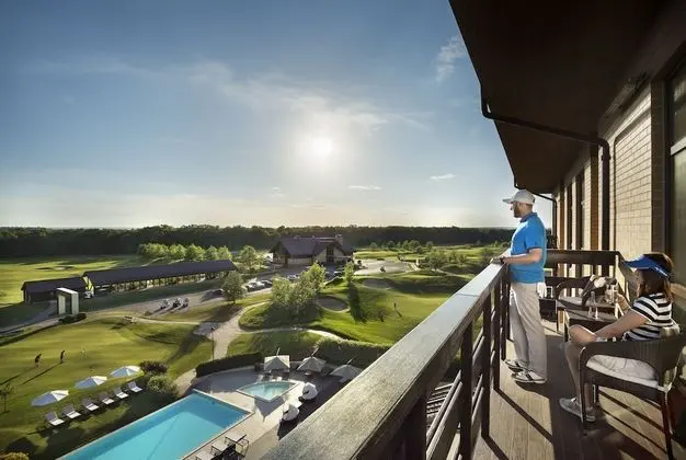 Classic Tek Büyük Yataklı Oda, 1 Büyük (Queen) Boy Yatak, Golf Manzaralı