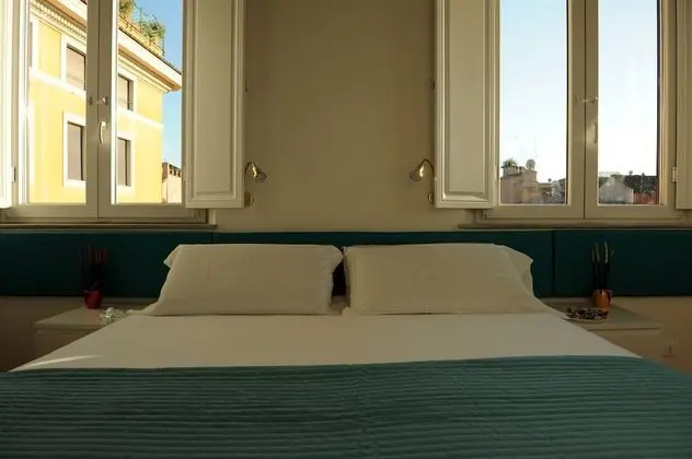 Classic Tek Büyük Yataklı Oda