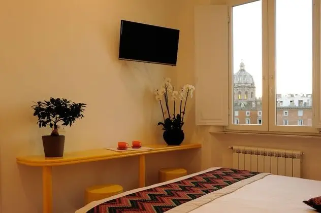 Classic Tek Büyük Yataklı Oda