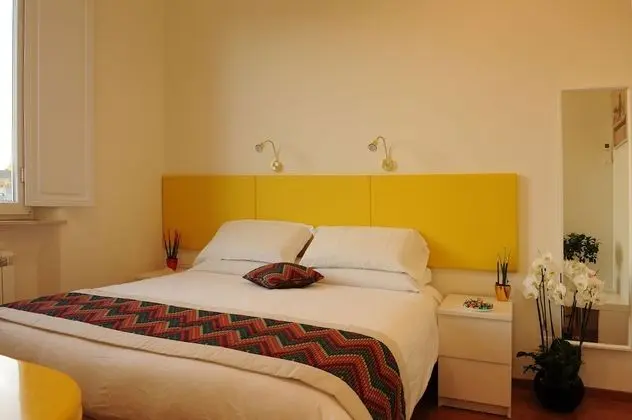 Classic Tek Büyük Yataklı Oda