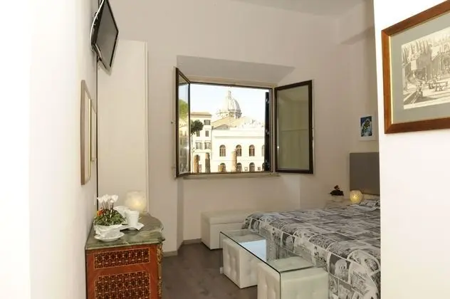 Classic Tek Büyük Yataklı Oda