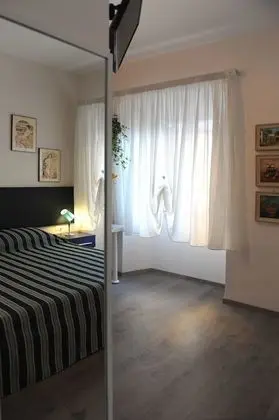 Classic Tek Büyük Yataklı Oda