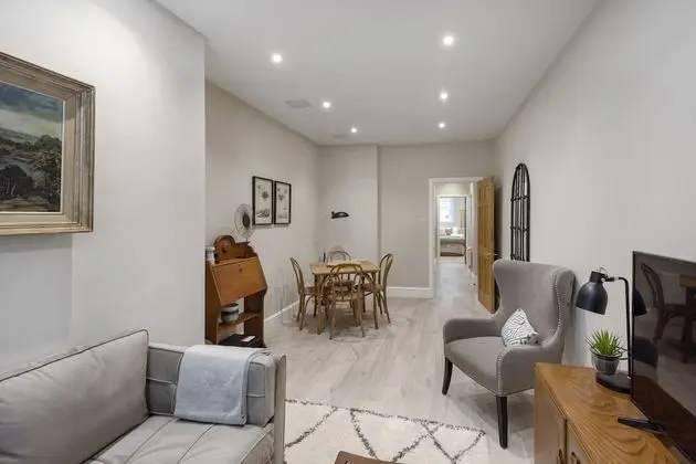Superior Apart Daire, Şehir Manzaralı