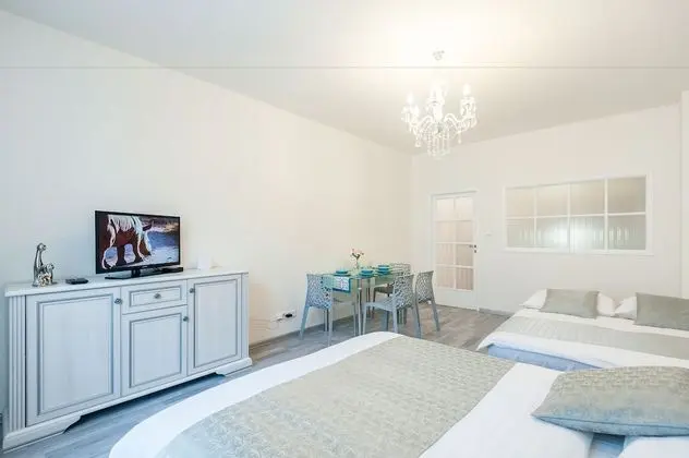 Premium Apart Daire, 1 Büyük (Queen) Boy Yatak ve Çekyat