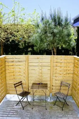 Bed in Shared Mixed Room (10 pax)