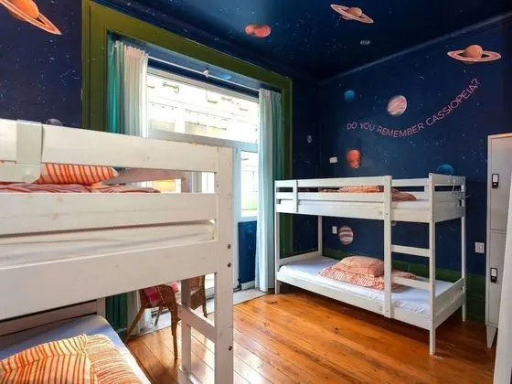 Bed in Shared Mixed Room( 4 pax)