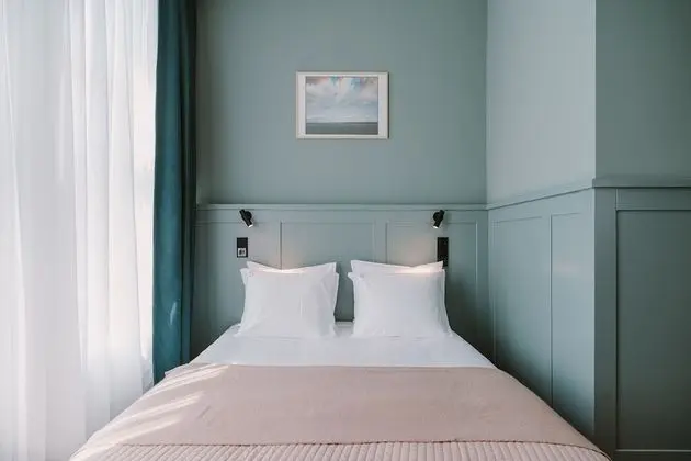 Comfort Tek Büyük Yataklı Oda