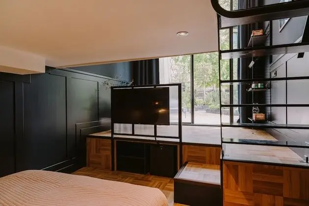 Design Tek Büyük Yataklı Oda
