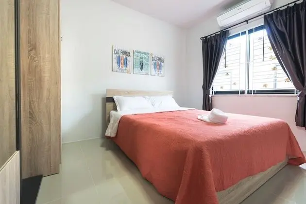 Private House 3 Bedrooms