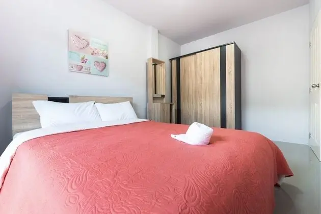 Private House 3 Bedrooms