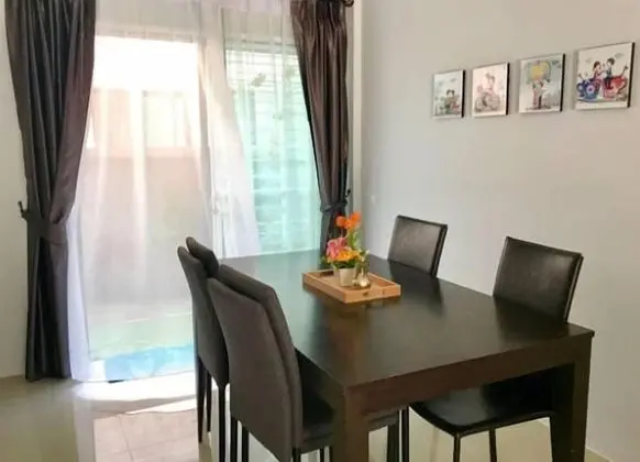 Private House 3 Bedrooms