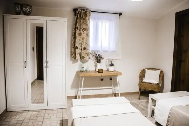 Tek Büyük veya İki Ayrı Yataklı Oda