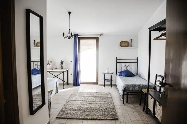 Üç Kişilik Oda, Teras