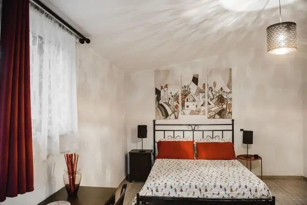 Üç Kişilik Oda, Teras