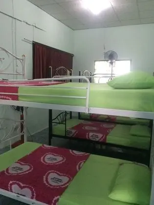 Mixed Dorm 6 Beds A/C