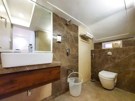 Deluxe Tek Büyük Yataklı Oda