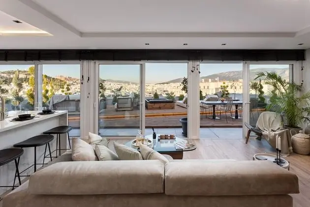 Deluxe Çatı Katı Süiti (Penthouse) (Acropolis View)