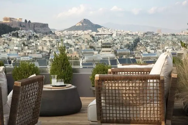 Deluxe Çatı Katı Süiti (Penthouse) (Acropolis View)