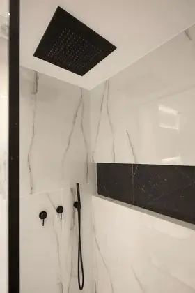 Deluxe Çatı Katı Süiti (Penthouse) (Acropolis View)