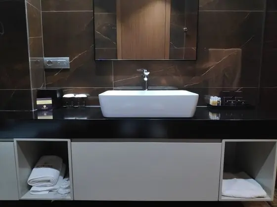 Standard Tek Büyük veya İki Ayrı Yataklı Oda