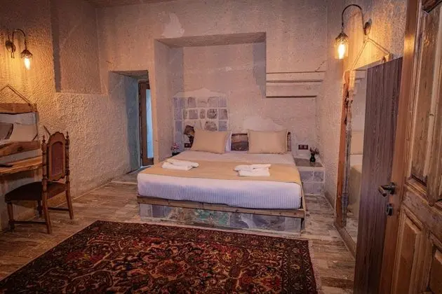 Nurbani Sultan, Jakuzili