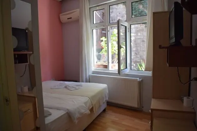 Standard Double Room, 1 Queen Bed, City View