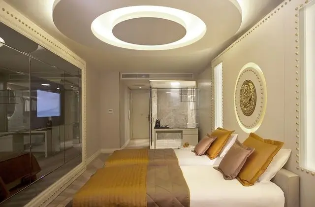 Deluxe İki Ayrı Yataklı Oda, Avlu Manzaralı, Bahçeli