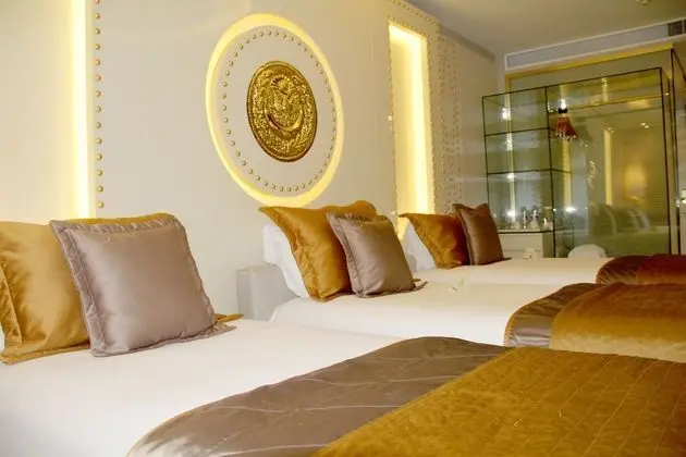 Deluxe Üç Kişilik Oda