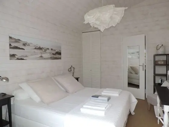 Tek Büyük Yataklı Oda (3 - Bassin)