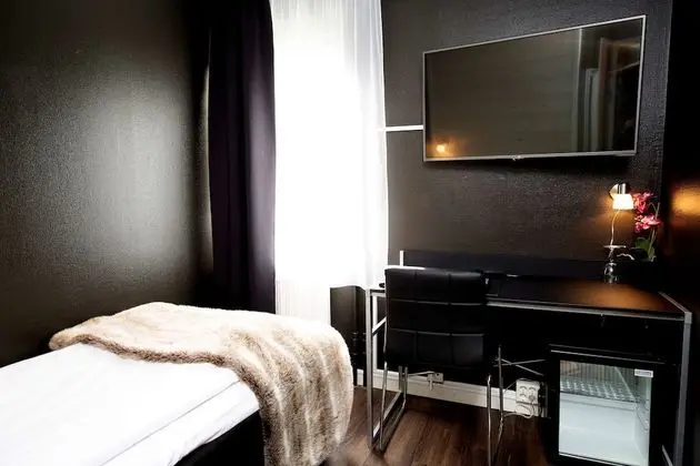 Standard Oda, 1 Tek Kişilik Yatak, Sigara İçilmez