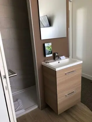 Classic Oda, 1 Büyük (Queen) Boy Yatak, Sigara İçilmez, Balkon